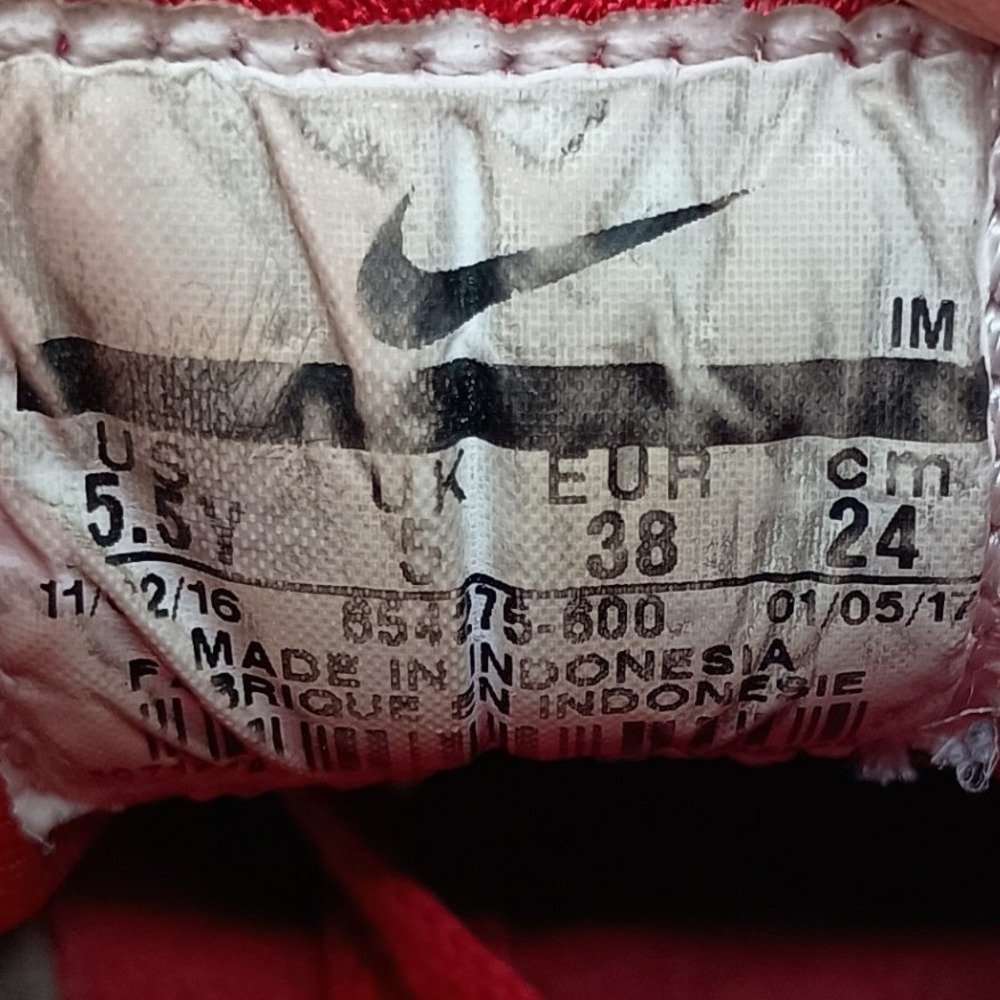 Nike Air Huarache Run GS Red Sneakers Youth Size 5.5Y - Picture 6 of 7
